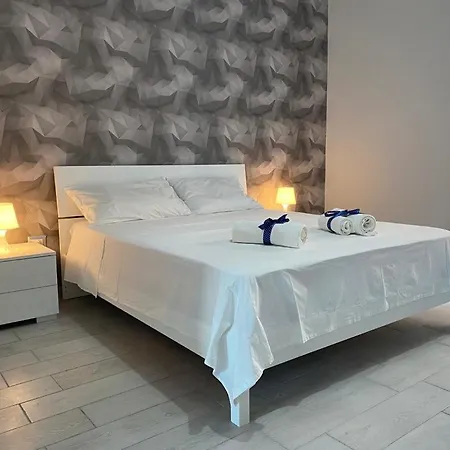 House Maria Capodichino Апартаменты Неаполь